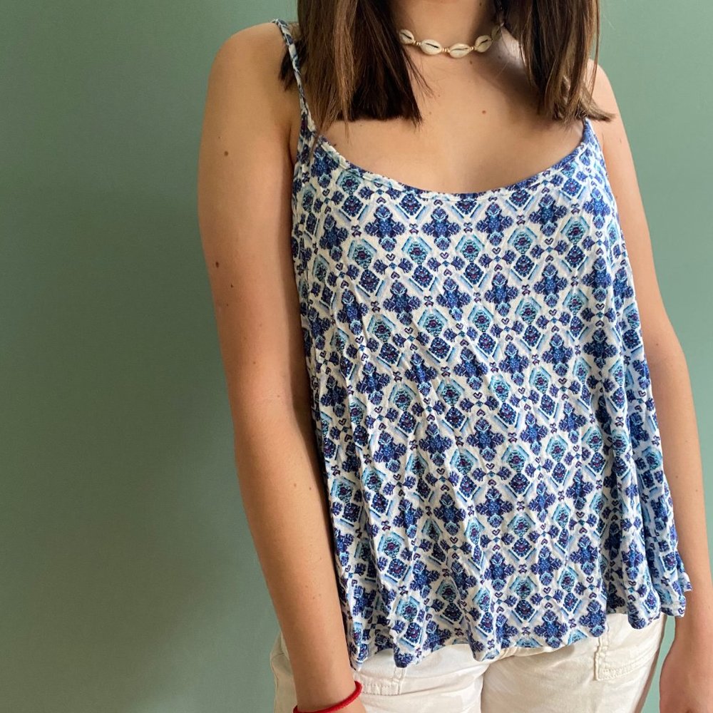 blue pattern Aerie 'Soft & Sexy' flowy tank top - Picture 3 of 5